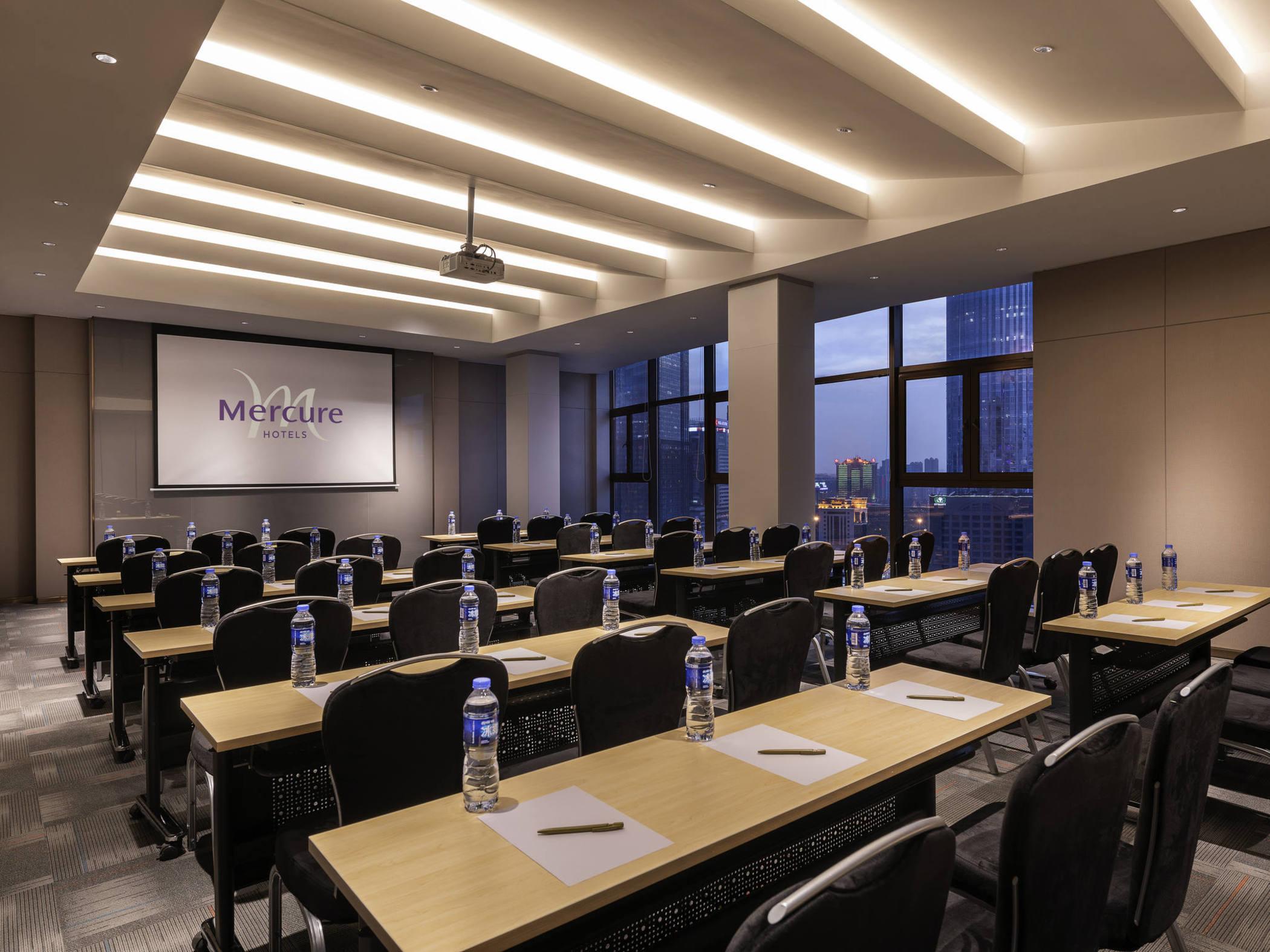 Mercure Chengdu Chunxi Exterior foto